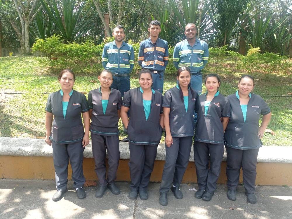 Equipo de Servicios de Aseo y Limpieza Induaseo