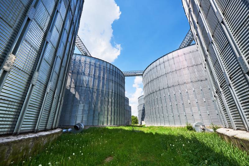 Limpieza industrial para fábricas, plantas de producción y entornos de alto riesgo